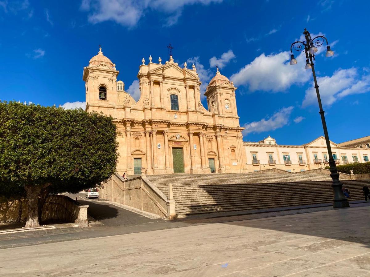 Casa Rurale Noto Antica Apartment Bagian luar foto