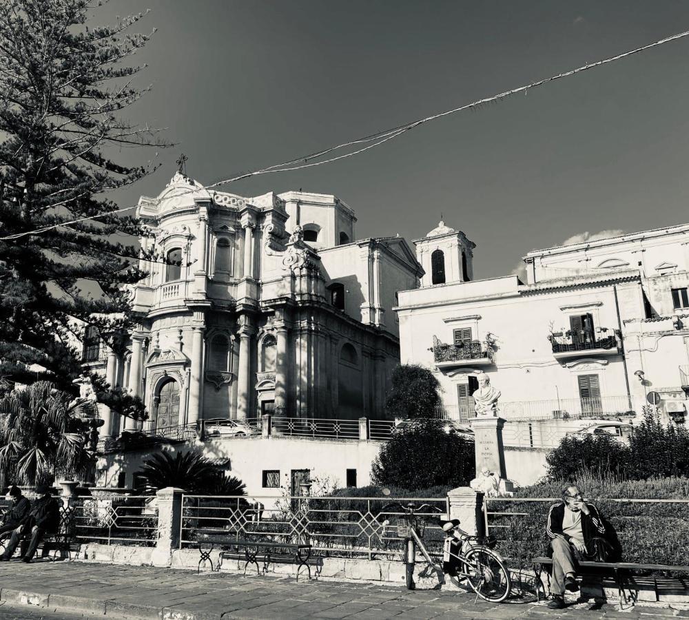 Casa Rurale Noto Antica Apartment Bagian luar foto