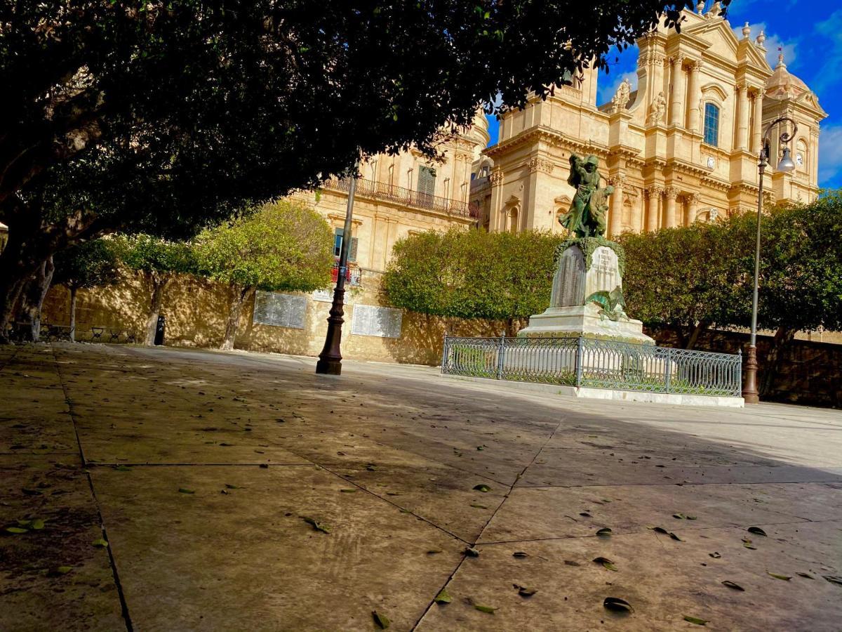 Casa Rurale Noto Antica Apartment Bagian luar foto